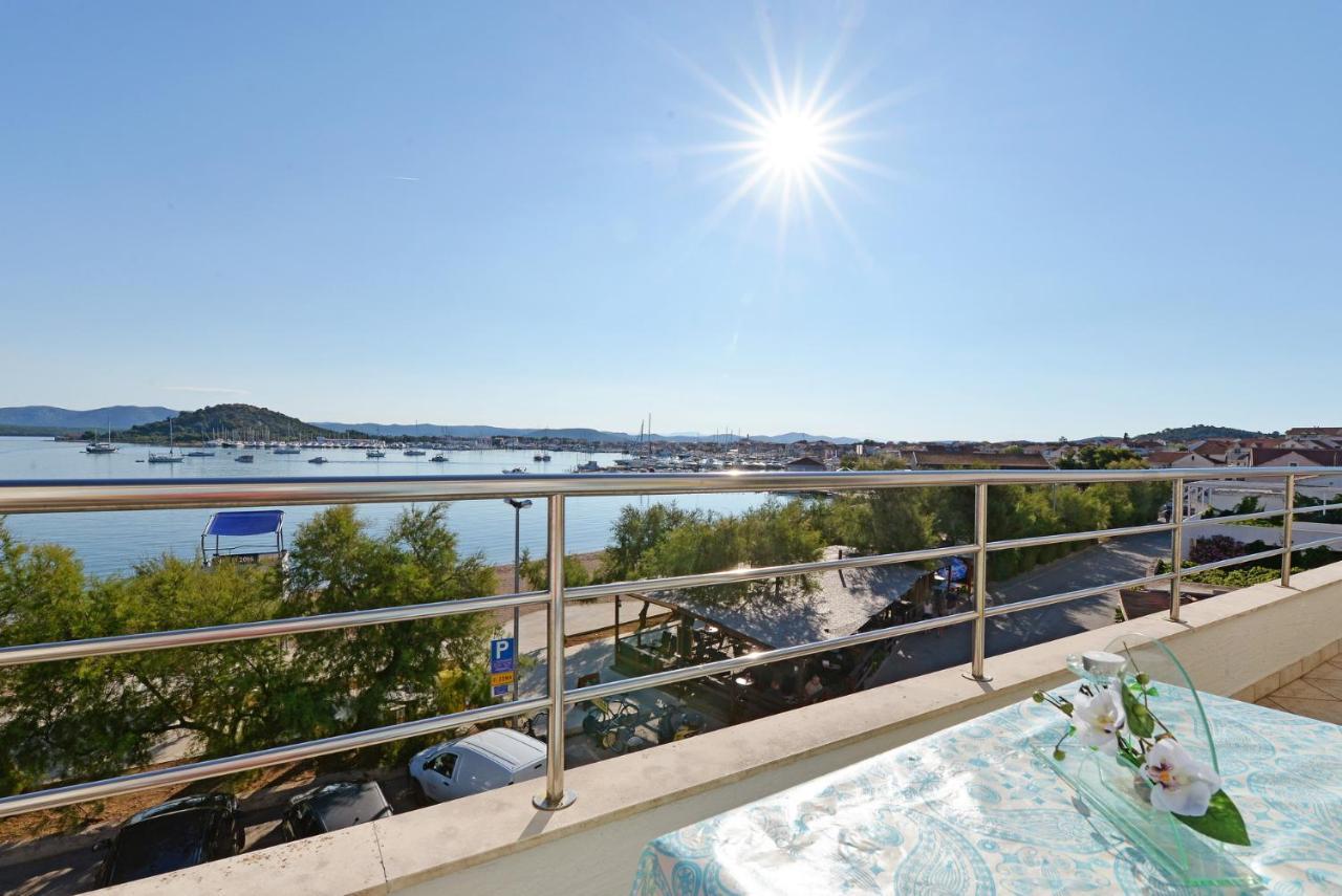 Apartman Rasip, Murter Exterior foto